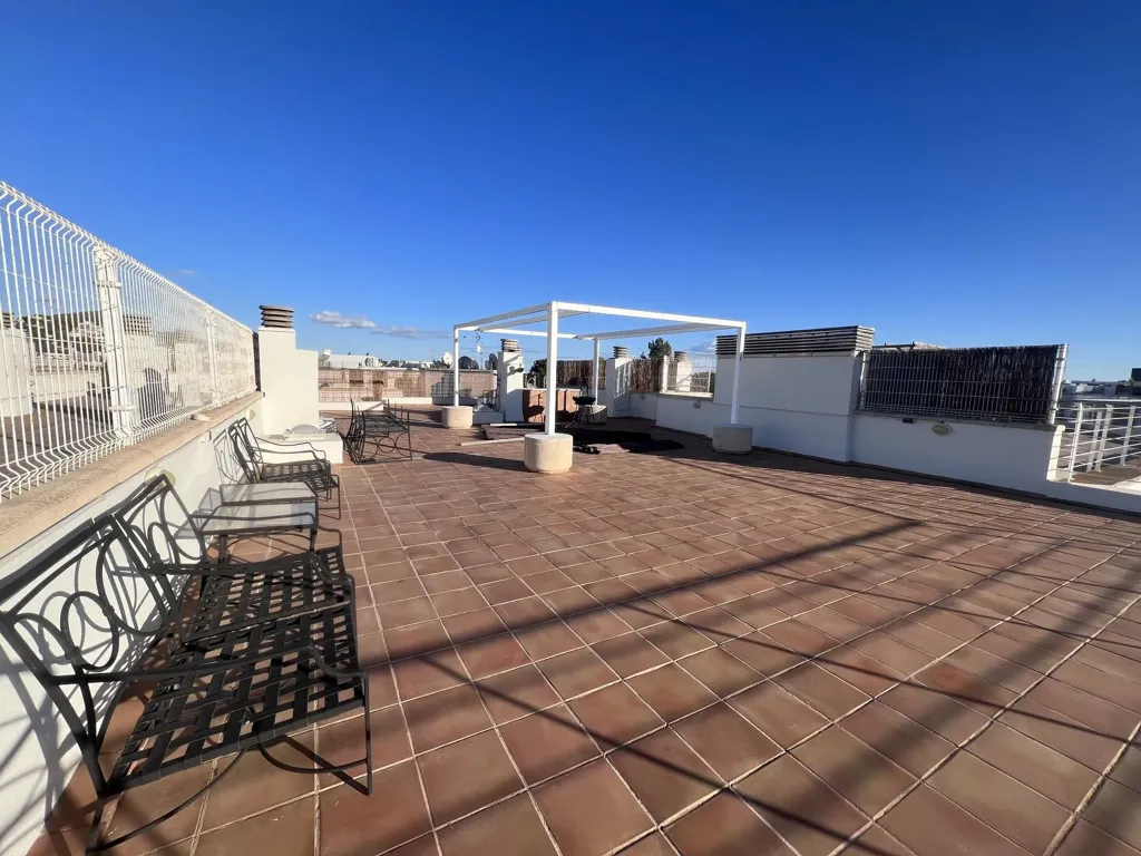 Terrasse - Penthouse with Private Solarium on Seafront Promenade