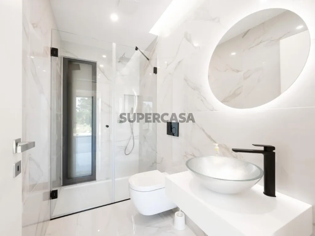 Vannitoad - Contemporary Villa with Golf View in Sesimbra