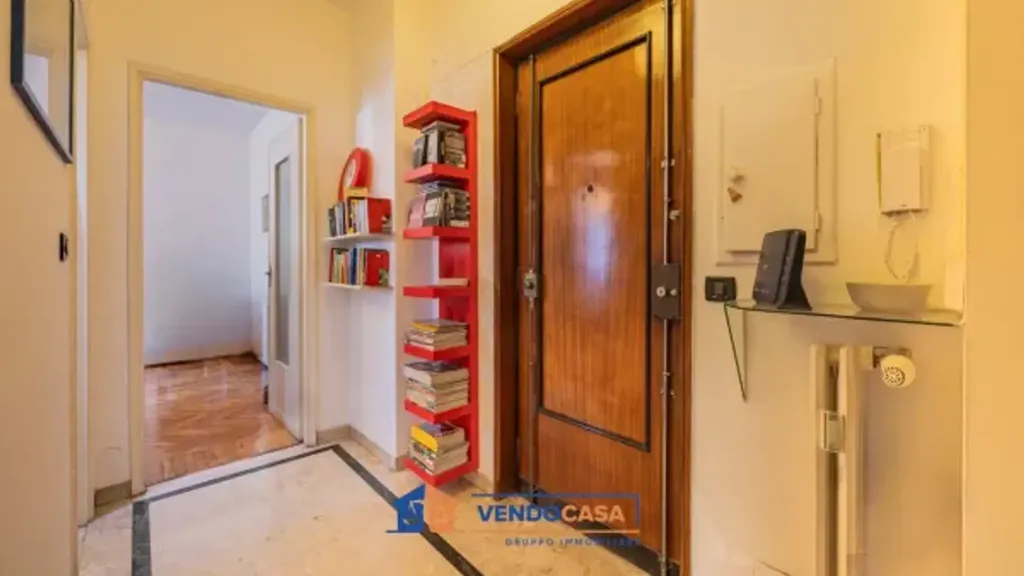 Entrée - Bright Apartment with Balcony in Turin