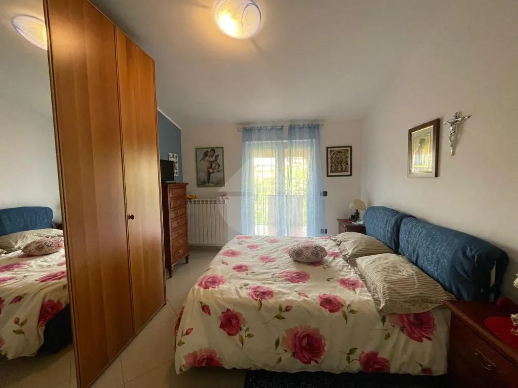 Magamistoad - Modernised Apartment with Balconies in Acri