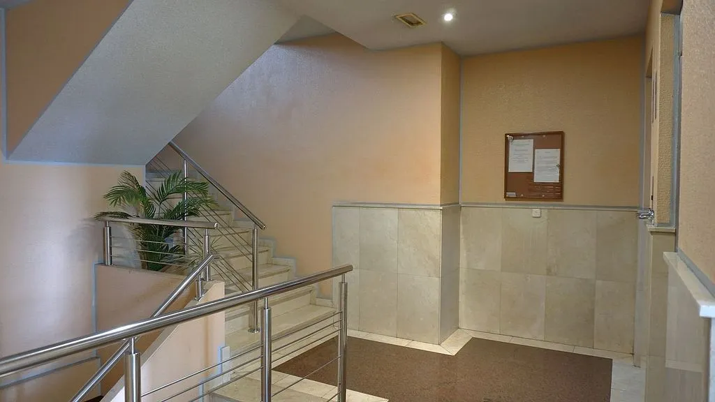 hallway_entrance