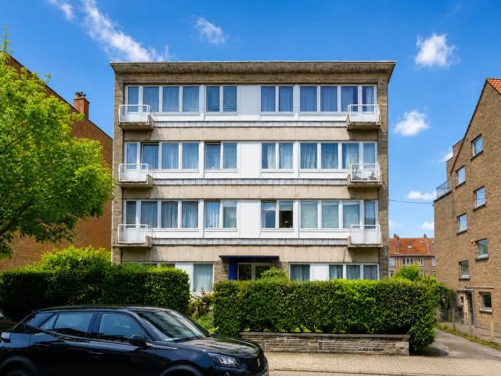 Extérieur - Appartement avec Balcons et Garage à Drogenbos