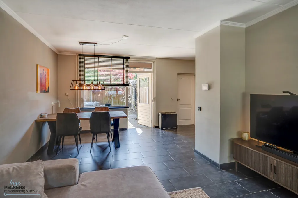 Sala da pranzo - Two-Storey House with Private Garden in Reuver