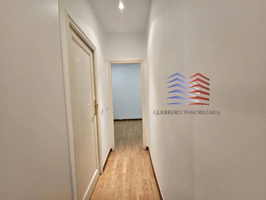Esik - Apartment with Ascensor in Retiro, Madrid
