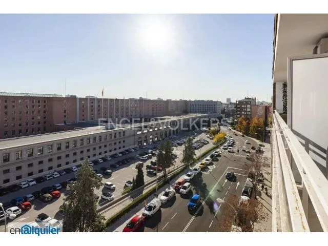 Balcone - Apartment with Terrace in Chamberí