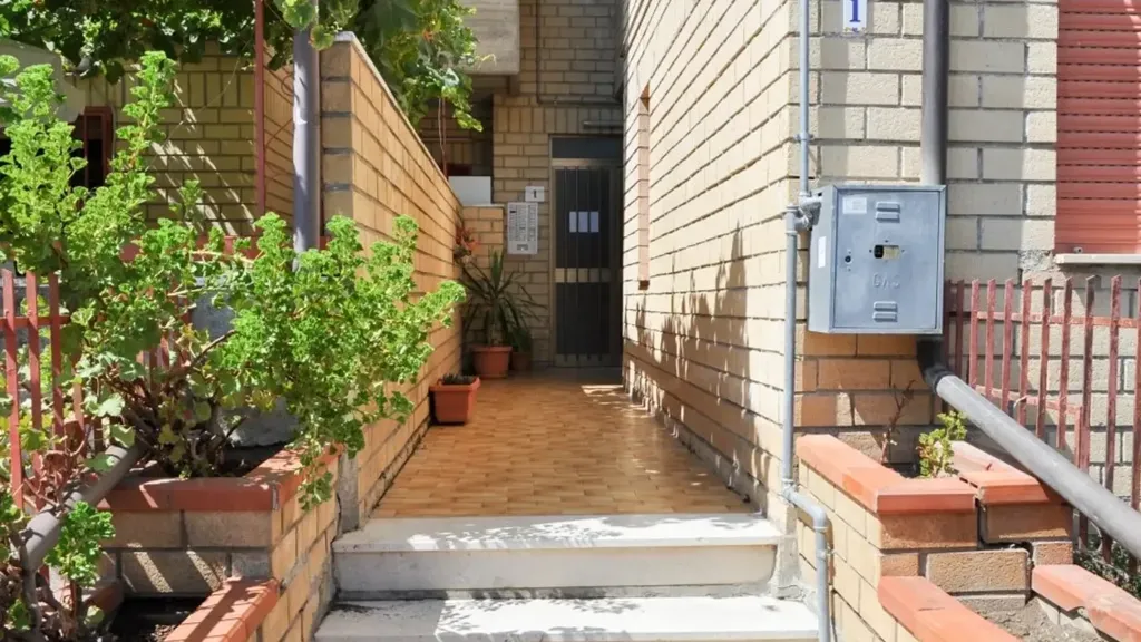 Pièces - Apartment with Large Terrace in Scalea
