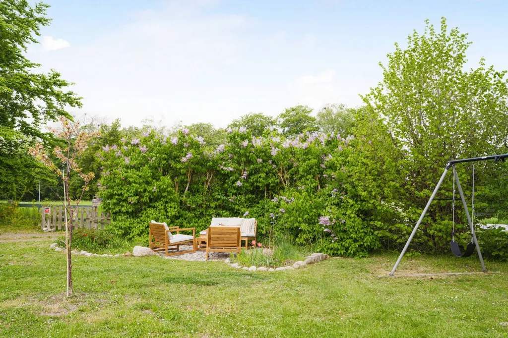 Aed - Villa with Renovation Potential in Lilla Beddinge