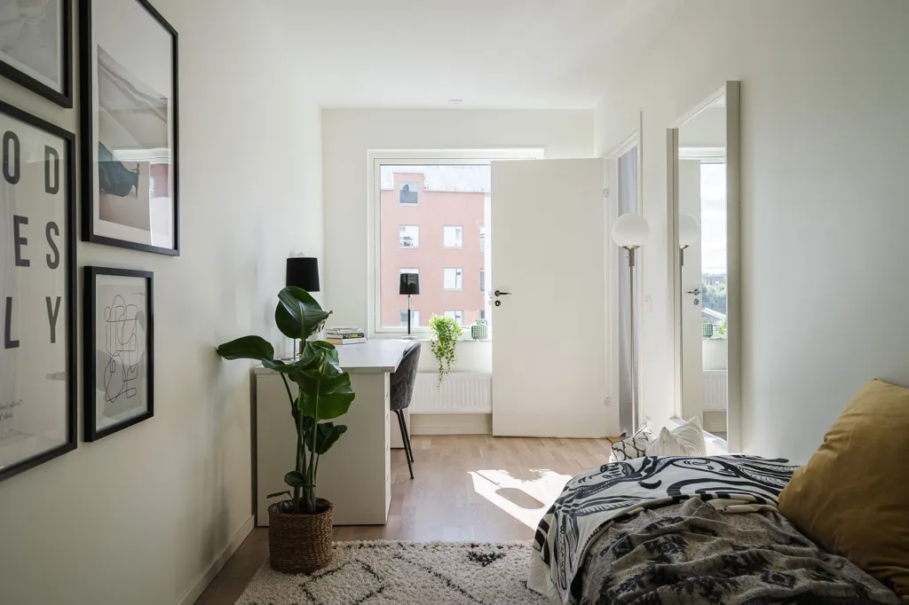 Chambres - Modern Apartment with Balcony in Central Location