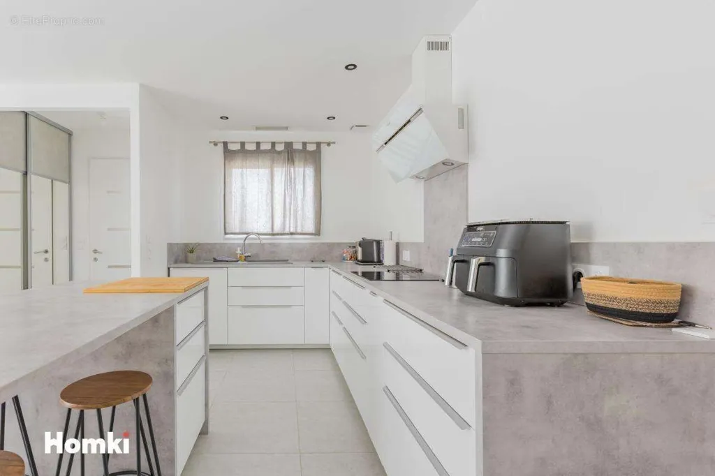 Köök - Contemporary Villa with Pool in Marseillan