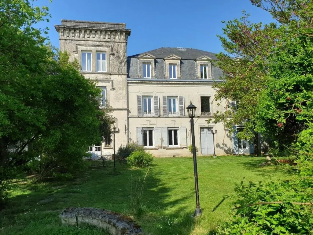 Extérieur - Château du XVIIIe avec gîte indépendant à Cognac