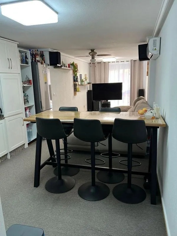 Sala da pranzo - Modern Apartment with Pool near Torrevieja Beach