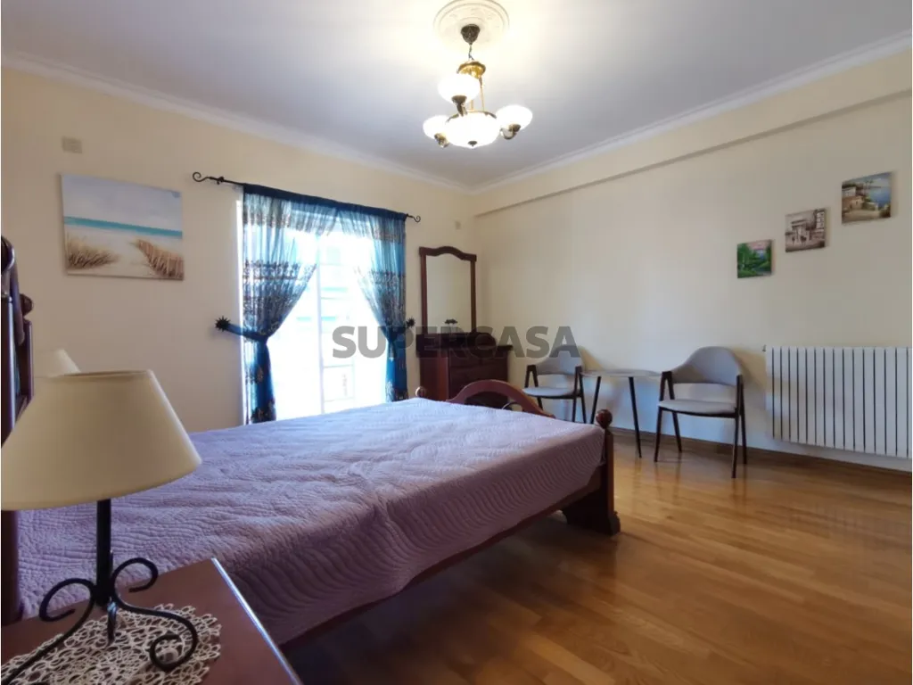 Magamistoad - Five-Bedroom House with Pool in Cascais