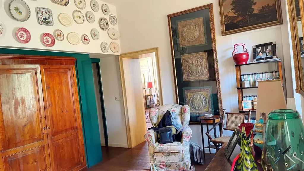 Esik - Restored Apartment with Central Location in Osimo