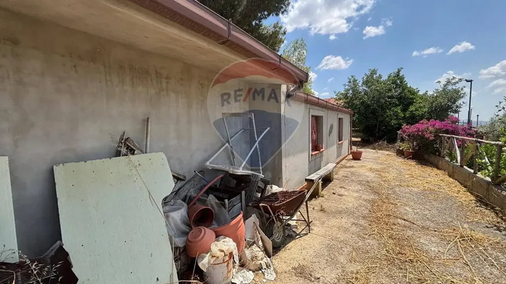 Extérieur - Bifamiliar Villa with Garden in Caltanissetta