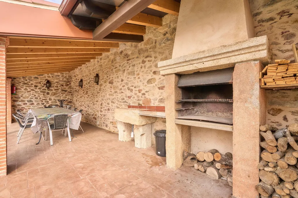 Terrasse - Rustic Chalet with Pool in Santiz