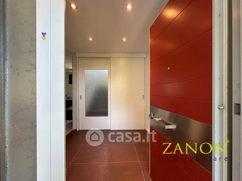 Entrée - Bifamiliar House with Private Garden in Codroipo