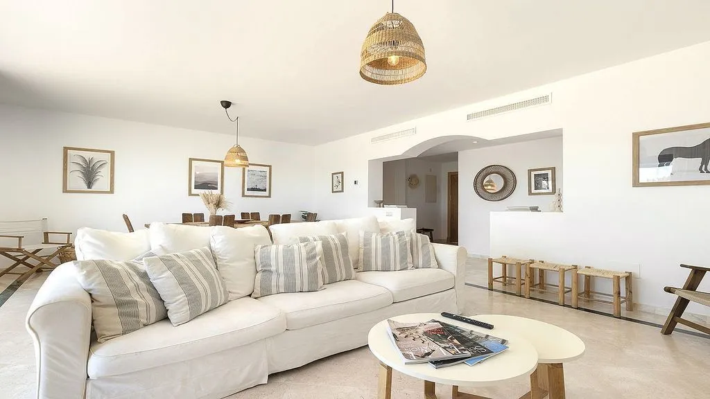 Soggiorno - Penthouse with Pool in Casares Costa
