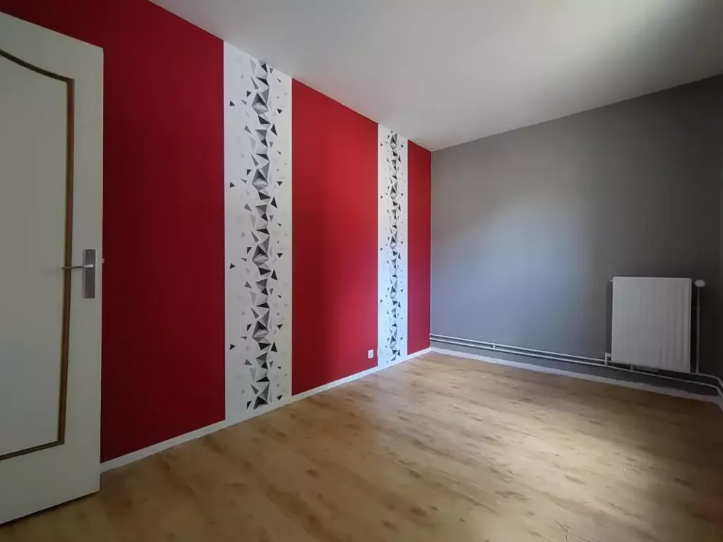 Bedrooms - Spacious Flat with Three Bedrooms in Bornel