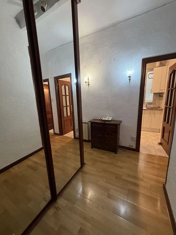 Entrée - 3-Bedroom Flat with South Orientation in Chamberí