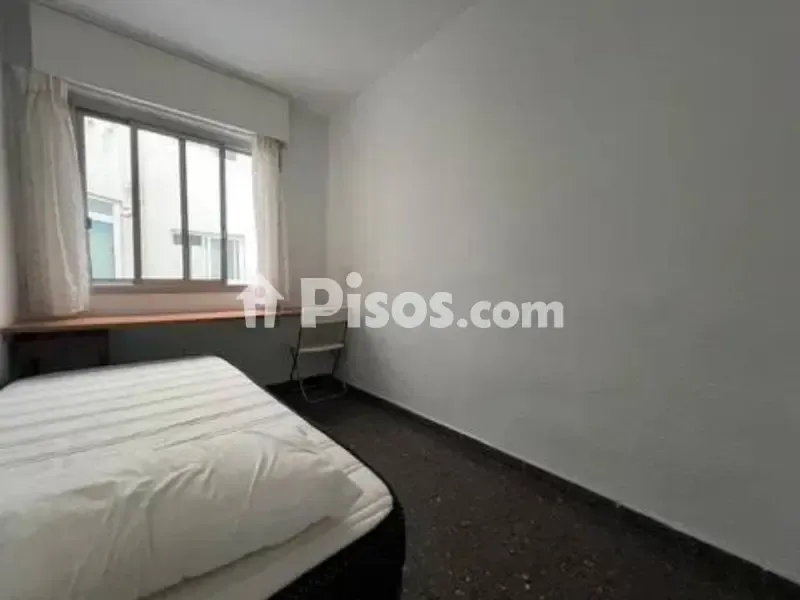 Chambres - Bright Student Flat with Balcony in Santa María de Gracia