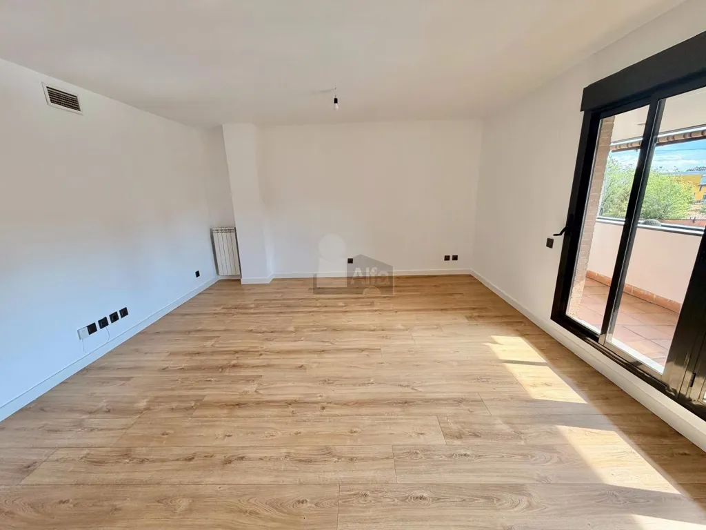 Toad - Modern Flat with Terrace in Prado de Somosaguas