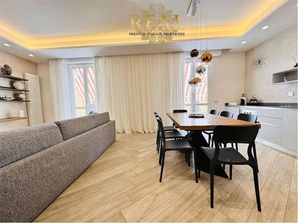 Salle à manger - Luxury Flat with Balcony in San Frediano, Florence