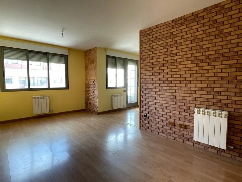 Séjour - Apartment with Balcony in Ponferrada
