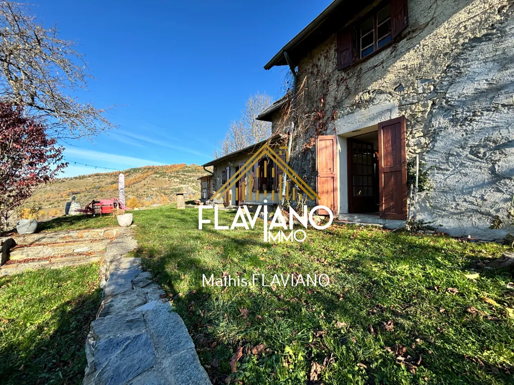 Extérieur - Ancienne Ferme Rénovée avec Vue Panoramique à Barcelonnette