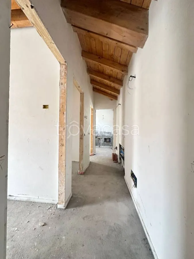 Toad - Fully Renovated Villa with Private Garden in Cameri
