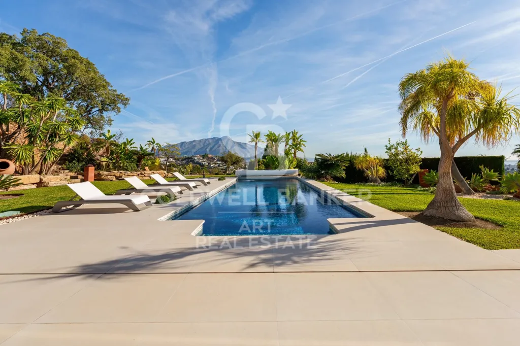 Bassein - Contemporary Mediterranean Villa with Panoramic Views in Benahavís