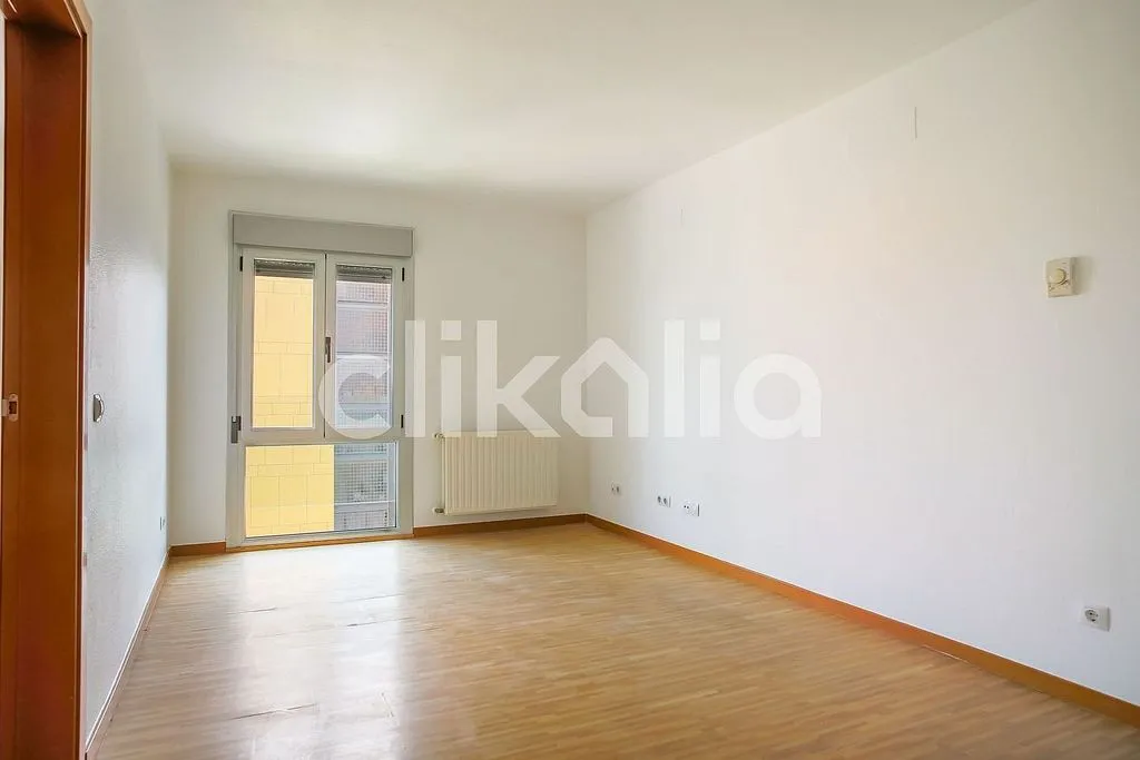 Rooms - 1-Bedroom Flat with Elevator in Ensanche de Vallecas