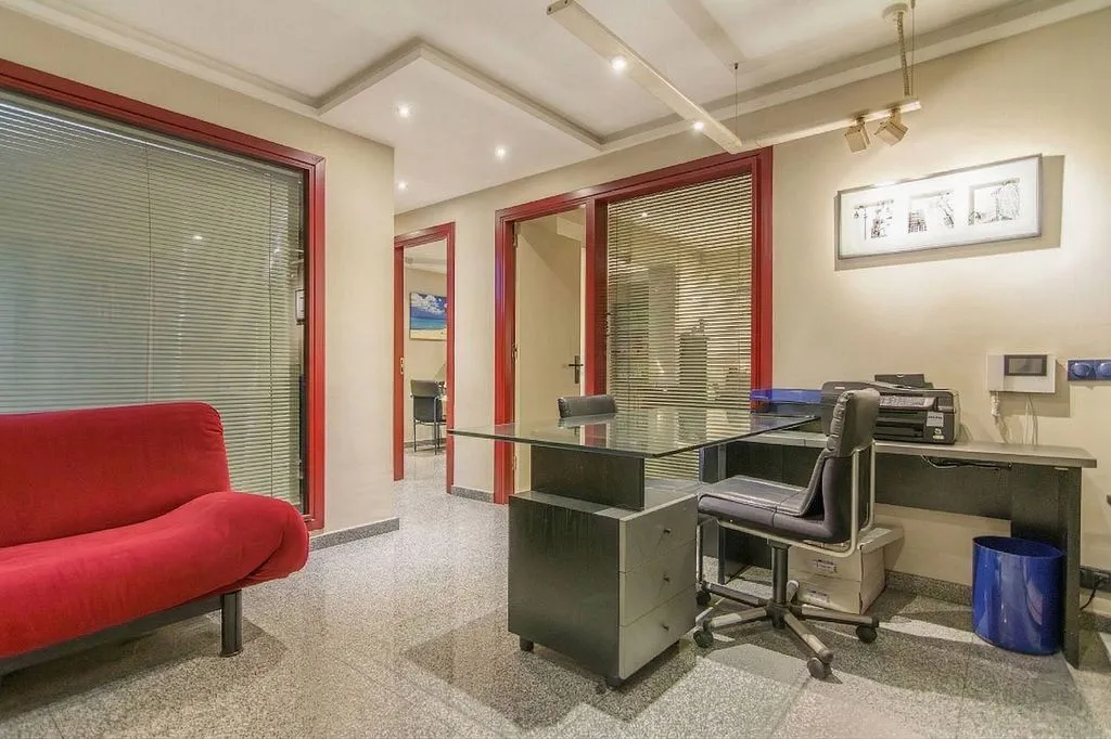 Bureau - Flat with Central Heating in Oviedo