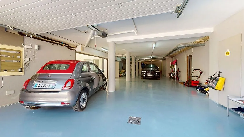 Garage - Chalet with Pool and Terrace in Bonmont