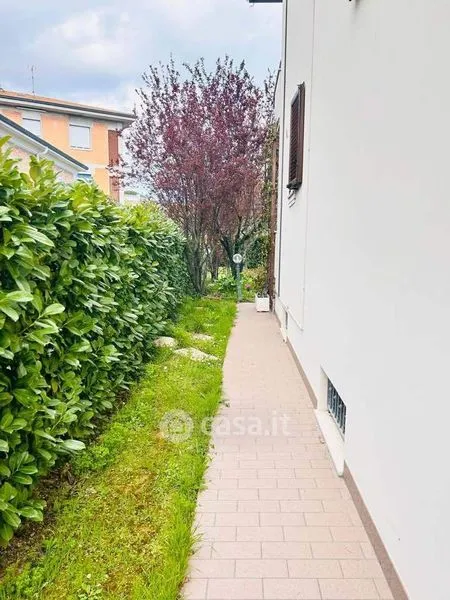Aed - Modern Villa with Garden in Senigallia