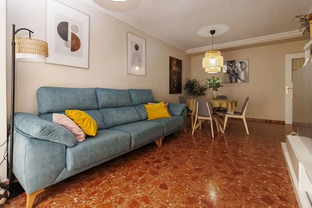 Soggiorno - Apartment with Balcony in Albal