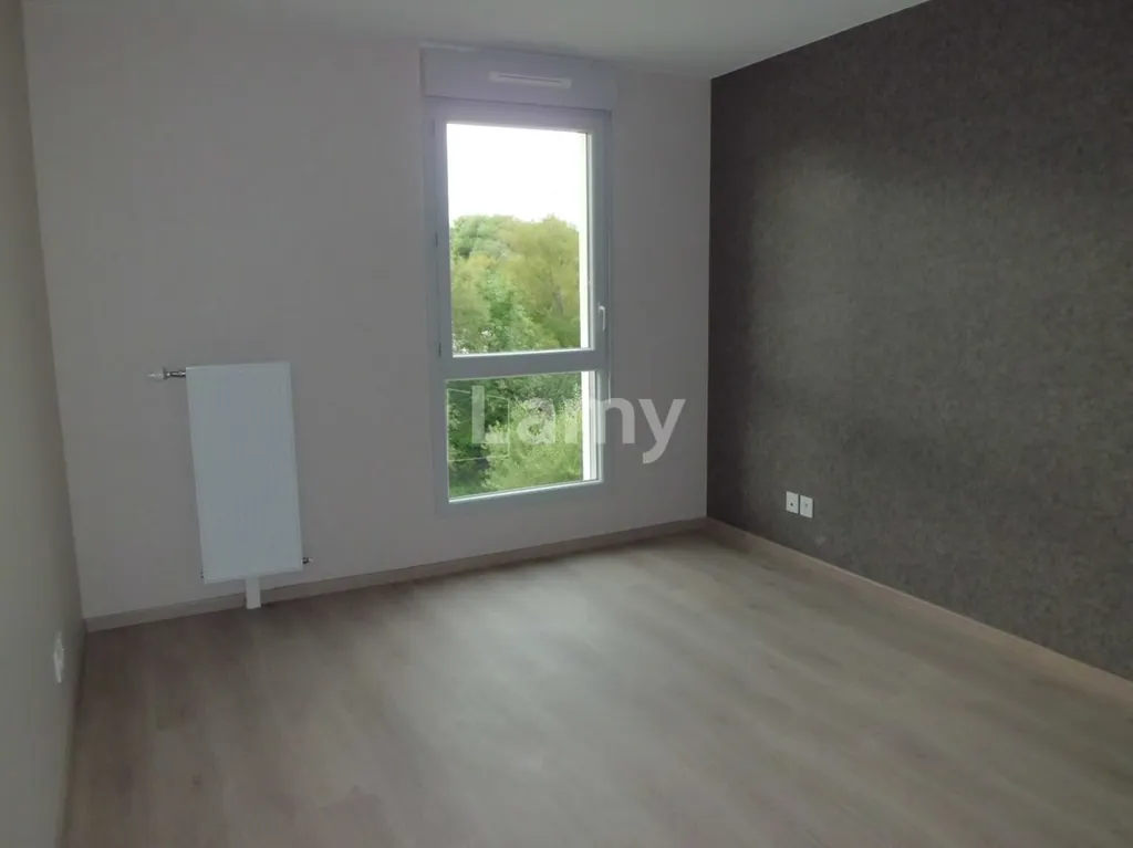 Toad - Modern Flat with Balcony near Place Wilson