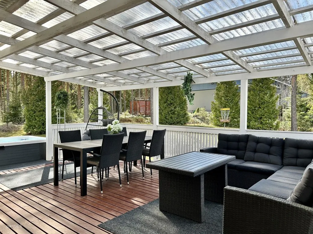 Terrasse - Modern House with Sauna in Nyyssäniemi