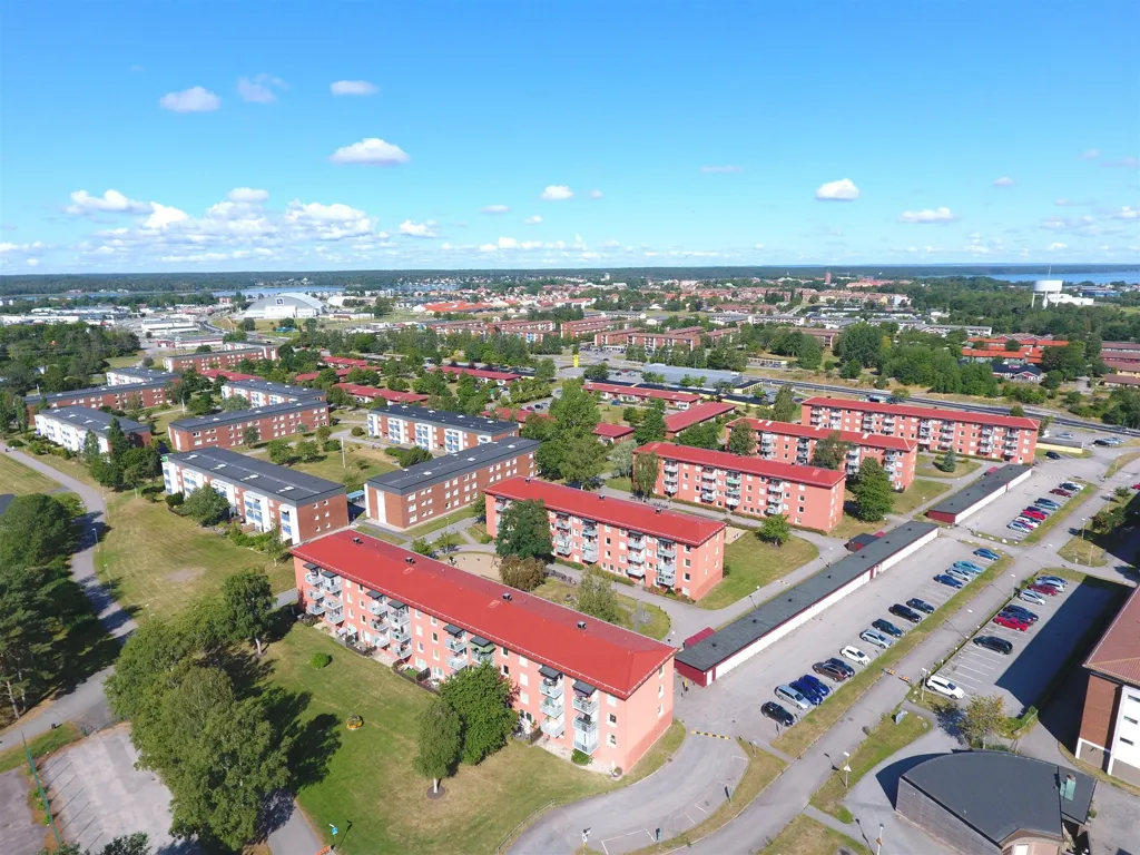 Vue aérienne - Corner Flat with Renovated Features in Bokgatan