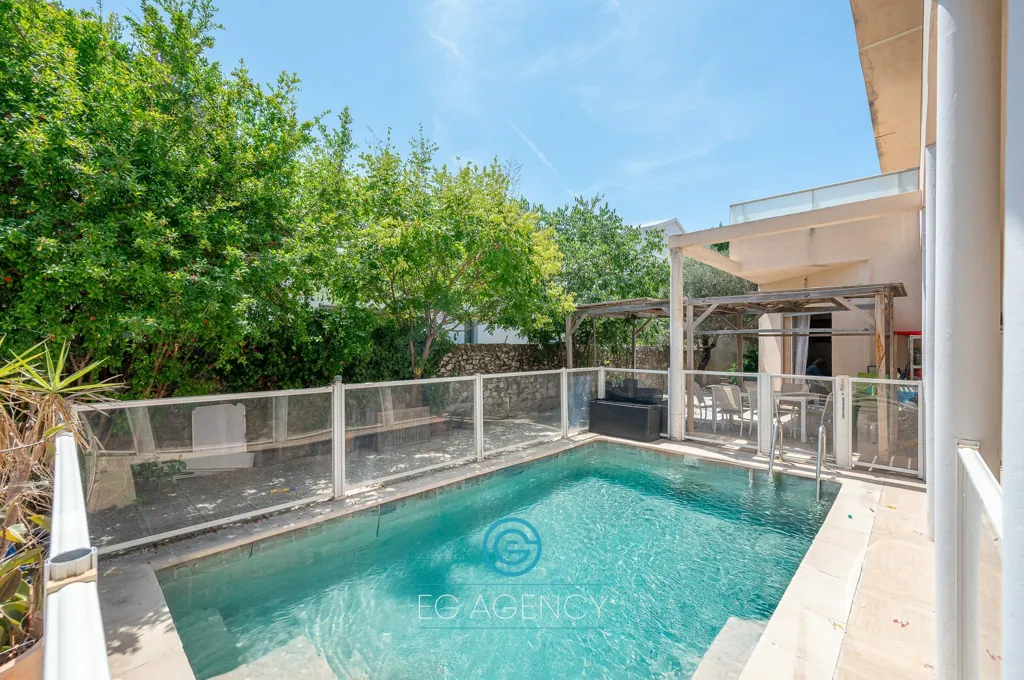 Bassein - Luxury House with Pool in Marseille