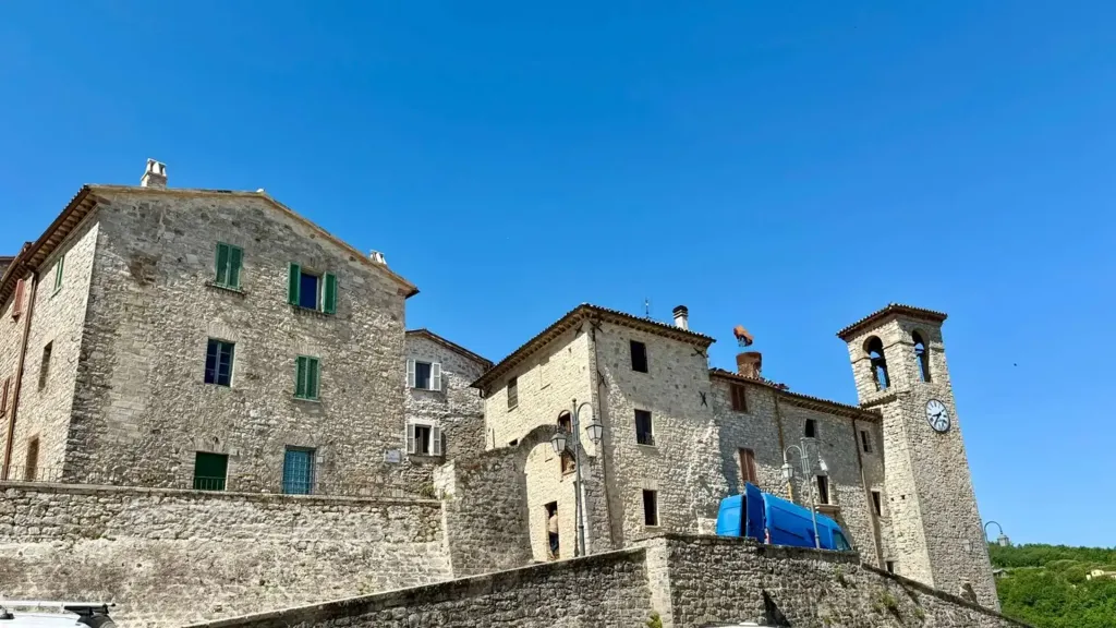 Extérieur - Rustic Apartment with Panoramic View in Baschi