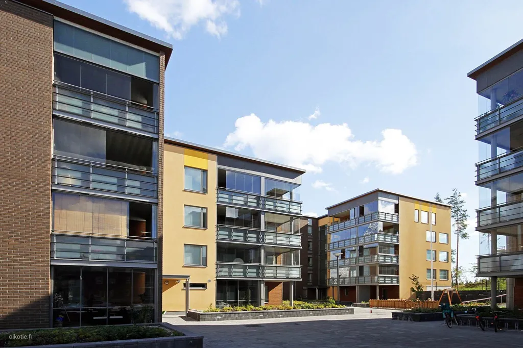 Jardin - Modern Apartment with Balcony in Suurpelto, Espoo