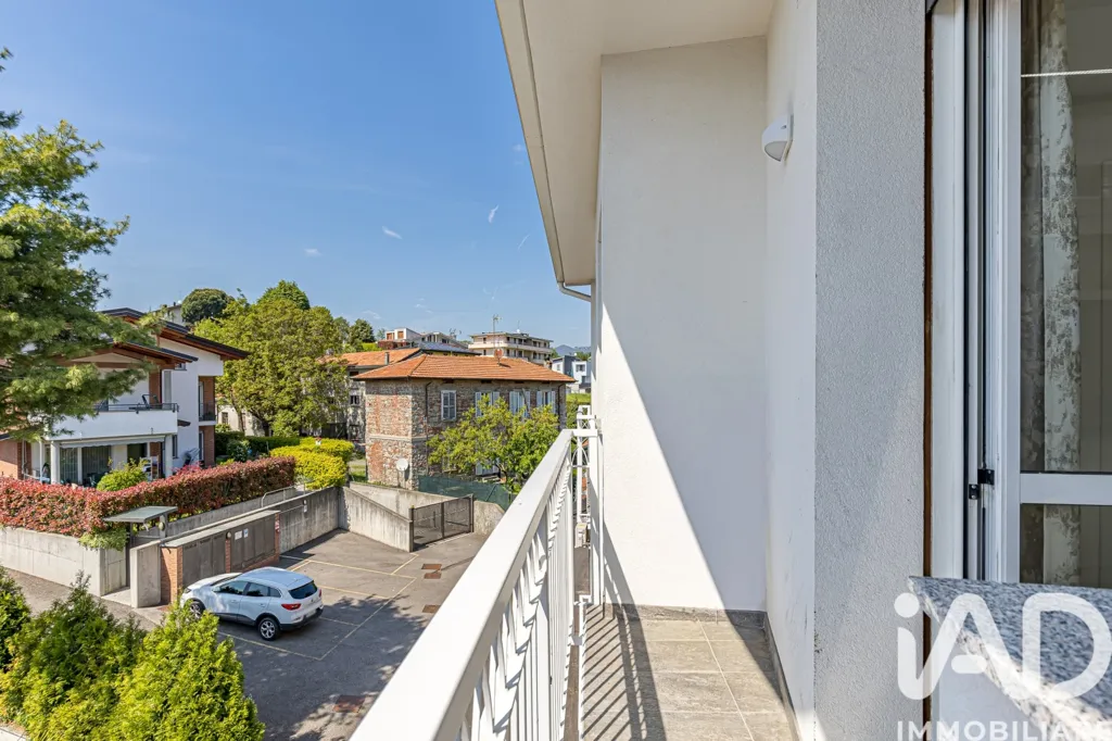 Balcon - Luxury Penthouse with Terraces in Cantù