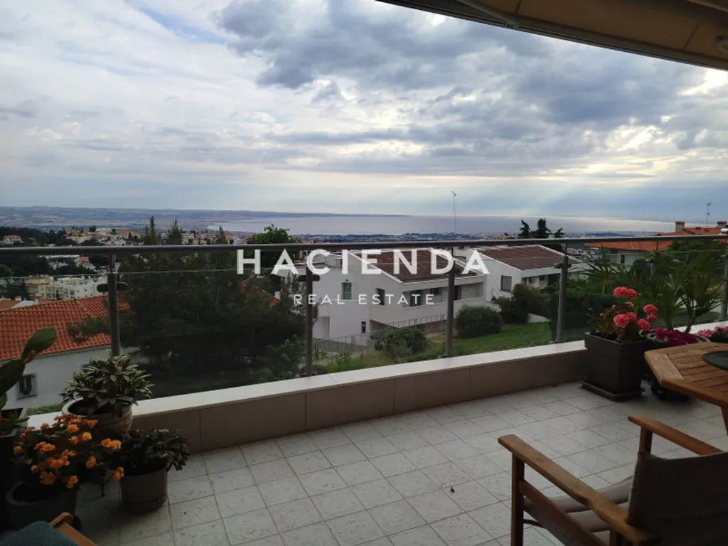 Balcone - Maisonette with Panoramic View in Centre