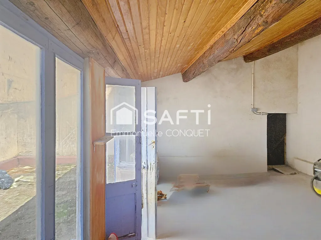 Rooms - Converted Apartment with Terrace in Maraussan