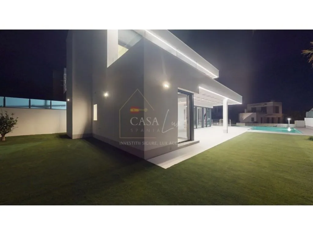 Luxury Villa with Infinity Pool in Finestrat