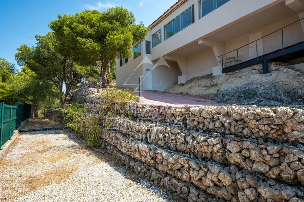 Välivaade - Villa with Sea View in Ensues-la-Redonne