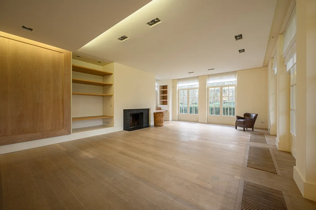Elutuba - Office Spaces in Castle Kapellen, Antwerp