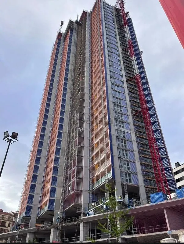 Välivaade - New Flat with Pool and Terrace in Bilbao