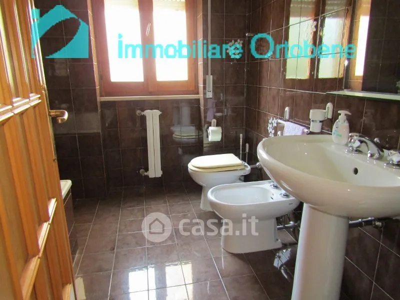 Salles de bain - Apartment with Balcony in Central Nuoro