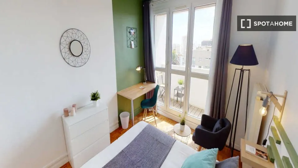 Chambres - Chambre en Colocation à Nationale-Deux Moulins, Paris